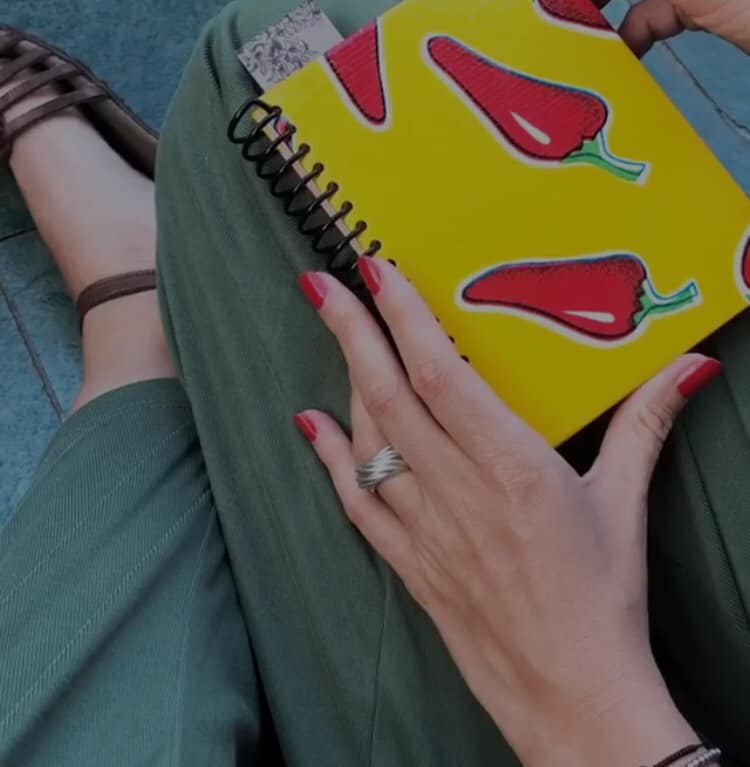📖 Agenda Universal de Papel Reciclado