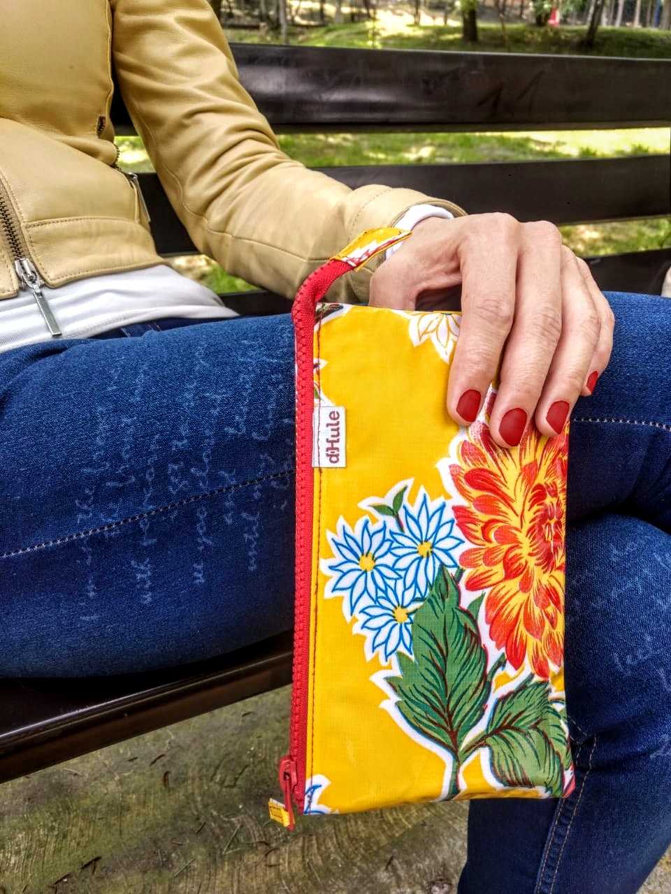 Estuche con 3 Compartimentos Multiusos