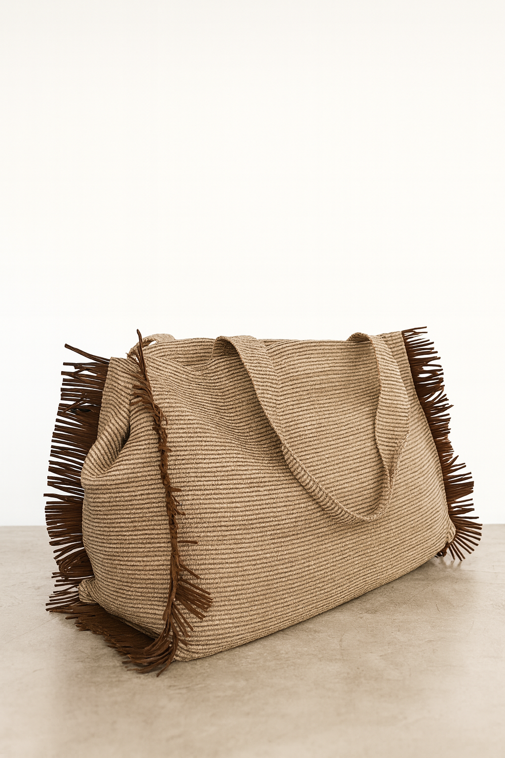 Bolsa Tote con flecos