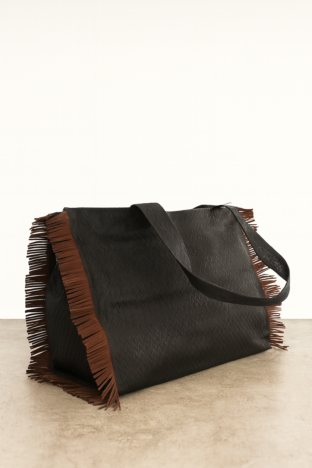 Bolsa Tote con flecos